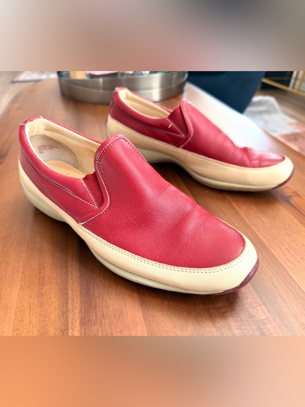 Anne Klein Size 9M Red Leather Slip On Walking Shoes Cream Trim
